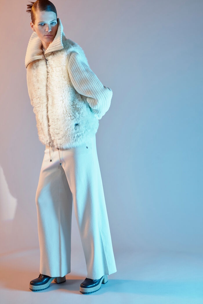 Susy 7/8 knitted pants in Light beige - 7