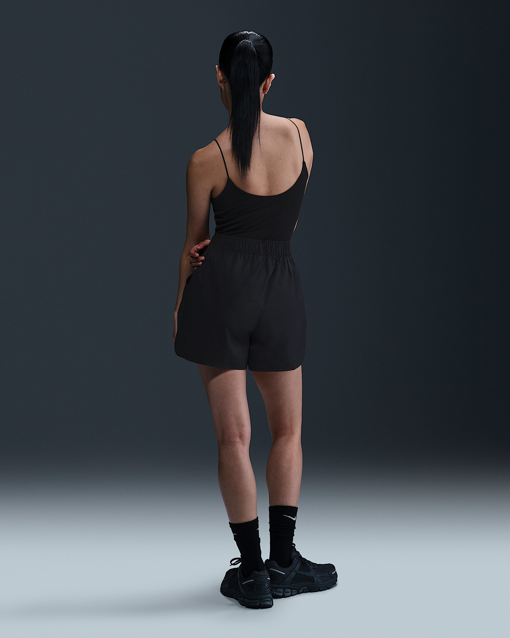 Nike Sportswear Chill Poplin Women's Mid-Rise 5" Shorts - 4
