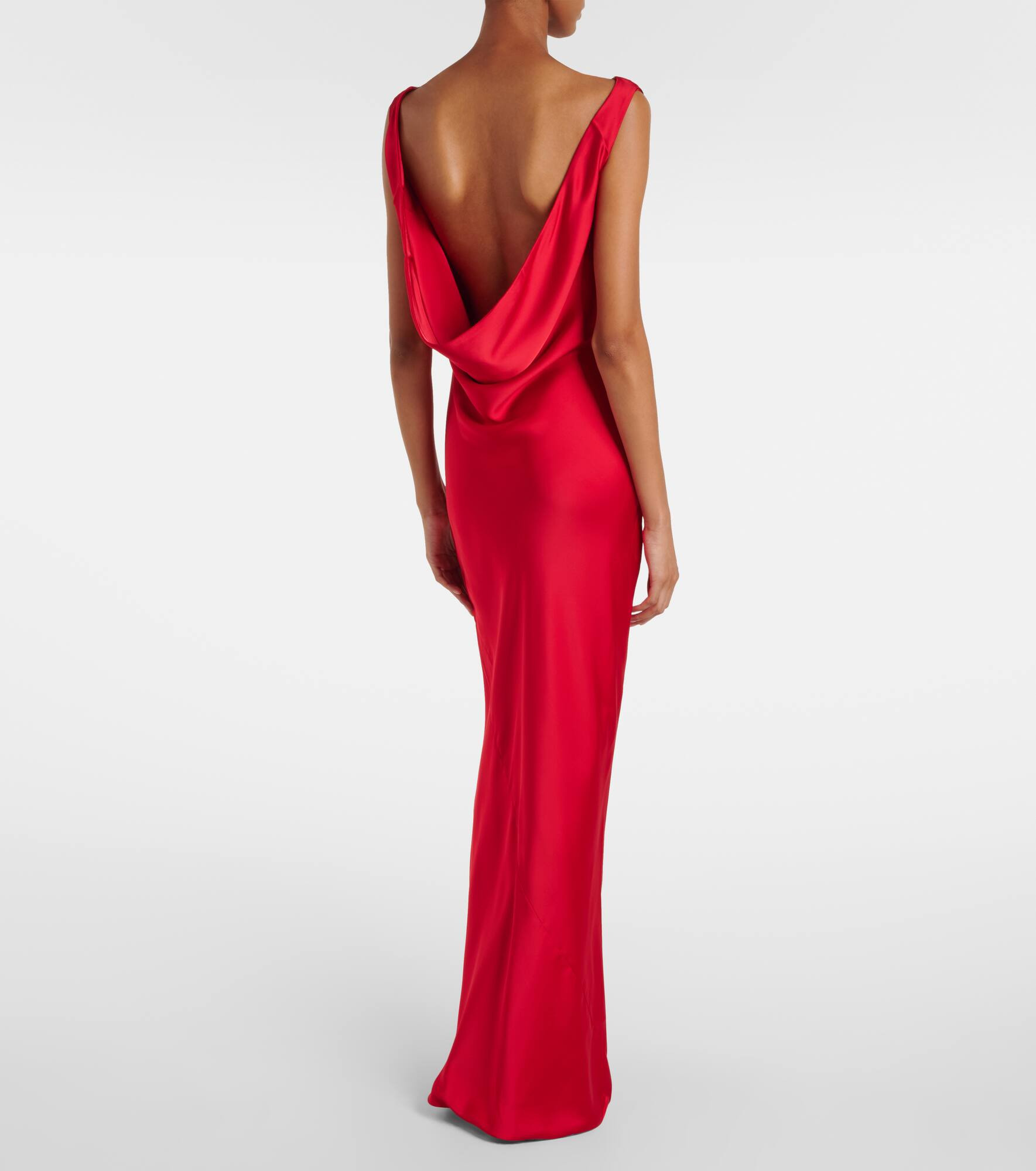 Open-back gown - 3