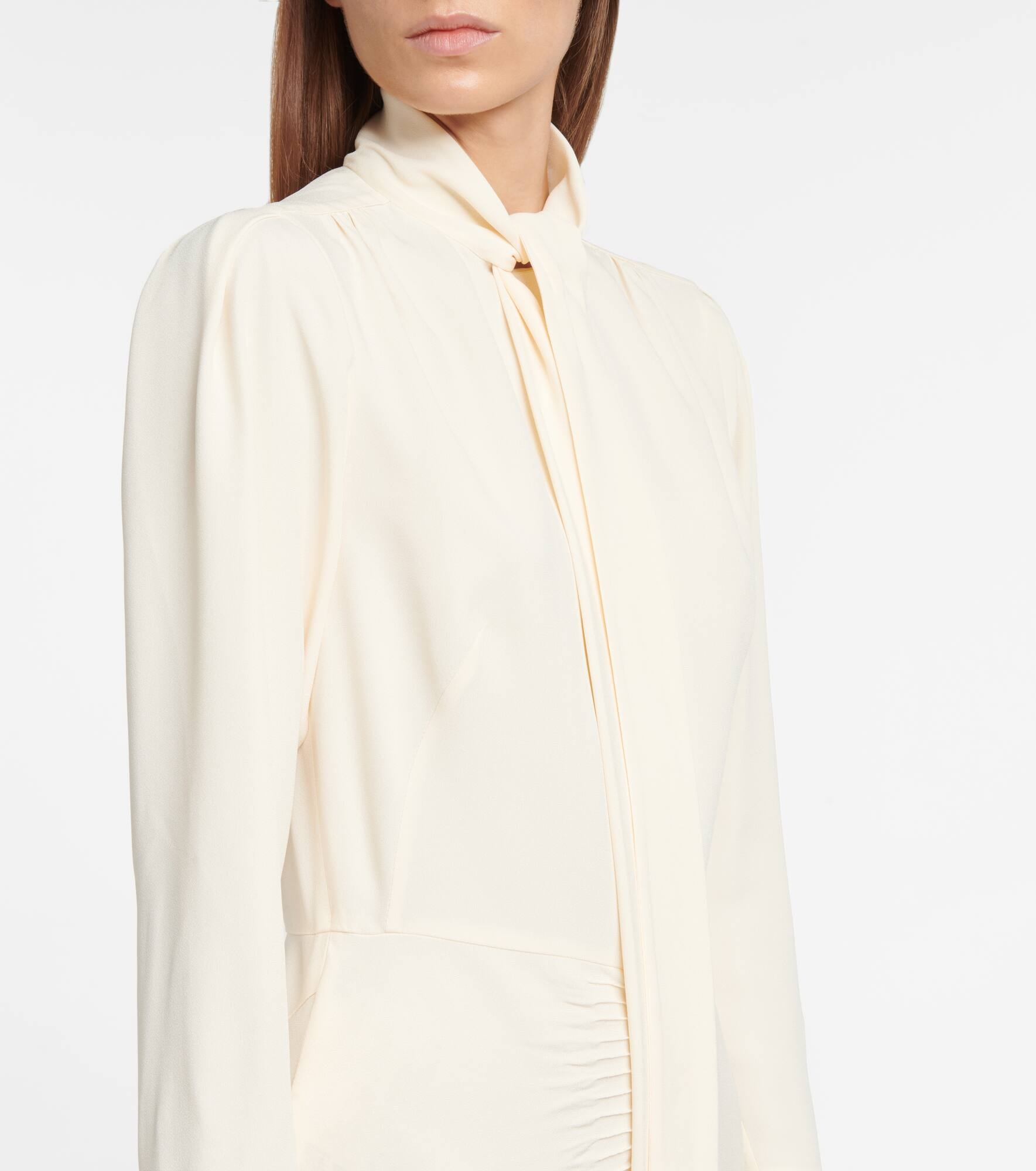 Long-sleeved midi dress - 4