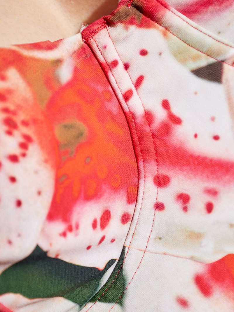 floral-print swimsuit 5