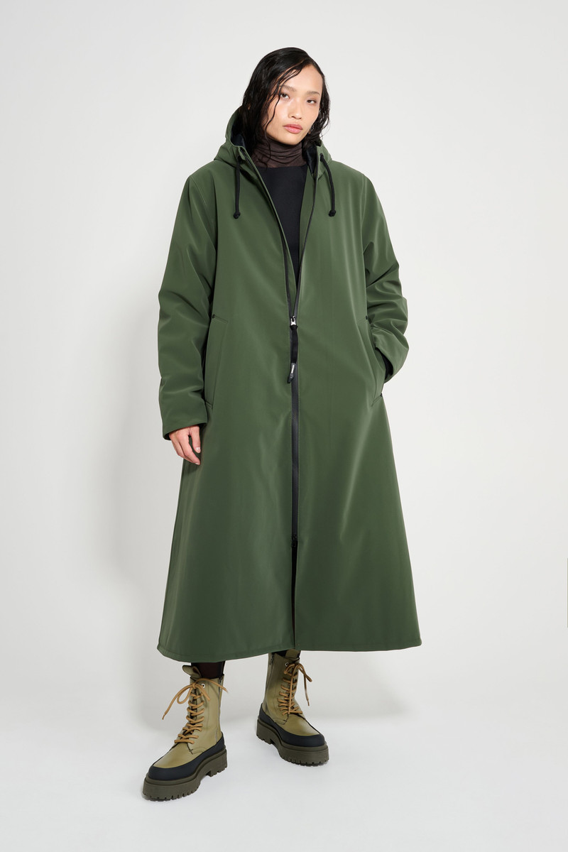 Stutterheim Mosebacke Long Matte Winter Coat Green outlook