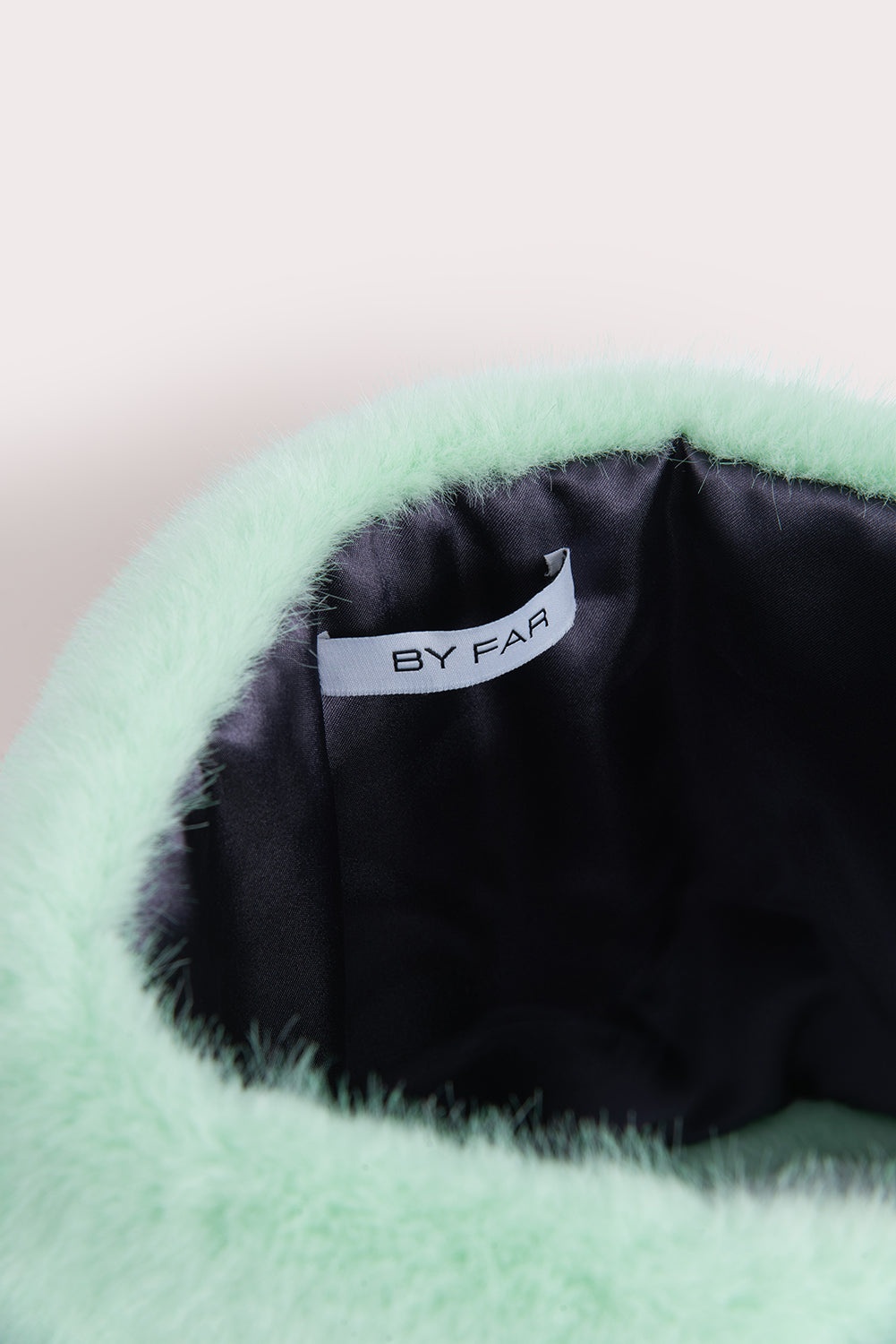 FLETCHER NECK WARMER MINT FAUX FUR - 2