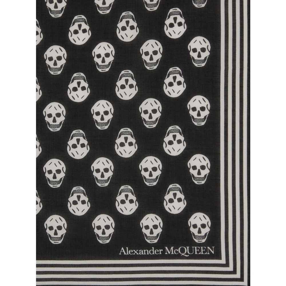 EDGY SKULL SCARF - 3