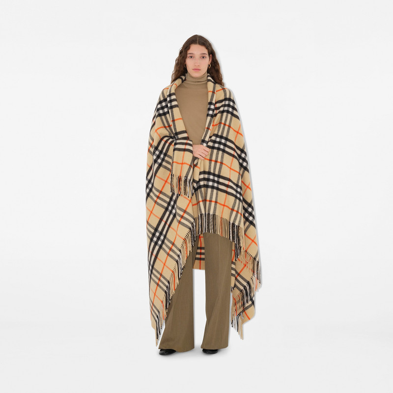 Burberry Check Cashmere Blanket outlook