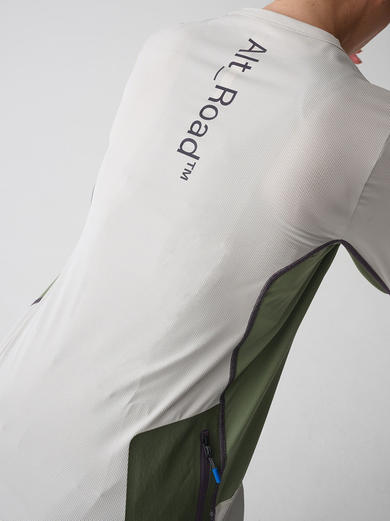 Women's Alt_Road™ Tech LS Tee 6