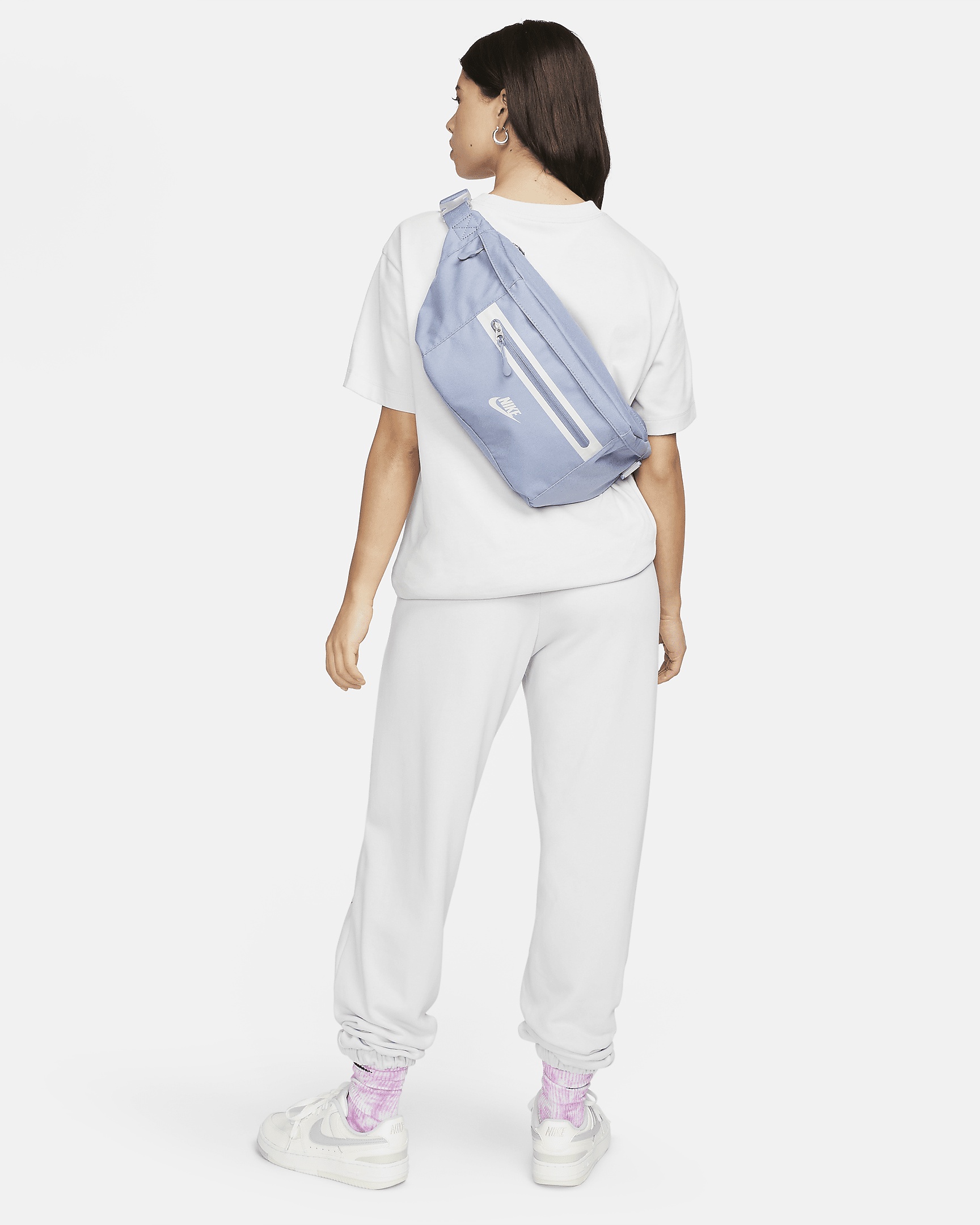 Nike Unisex Elemental Premium Fanny Pack (8L) - 10