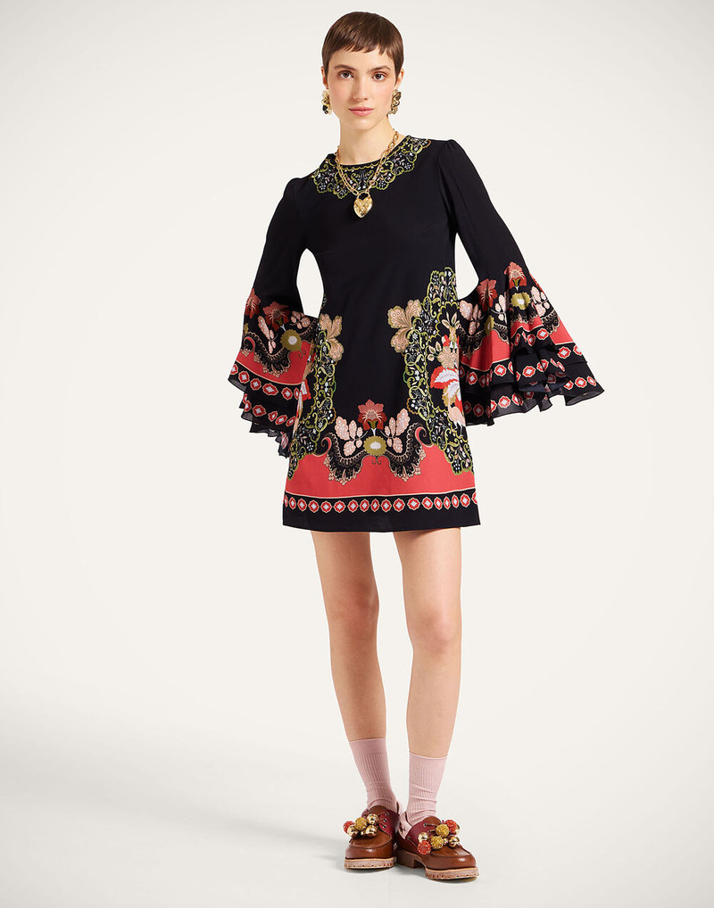 La DoubleJ Friday Dress outlook