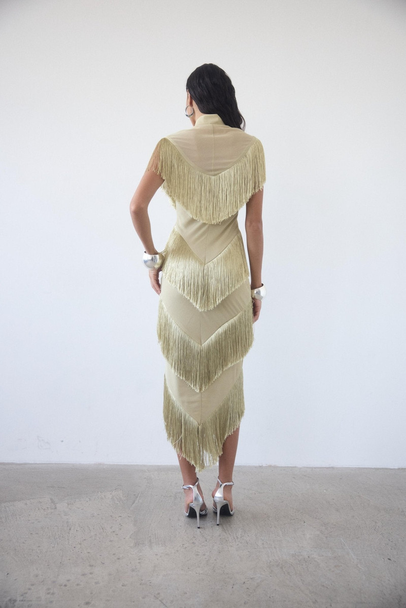 De La Vali TELLUS MIDI DRESS IN SAND CHIFFON outlook