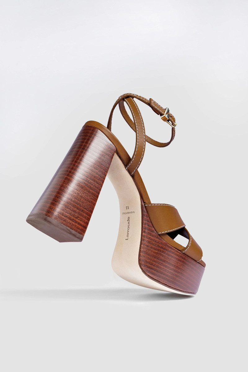 Dolly X Wood Sandal Caramel Leather 5