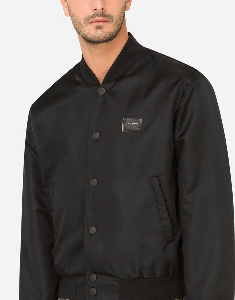 Nylon jacket with branded plate 5
