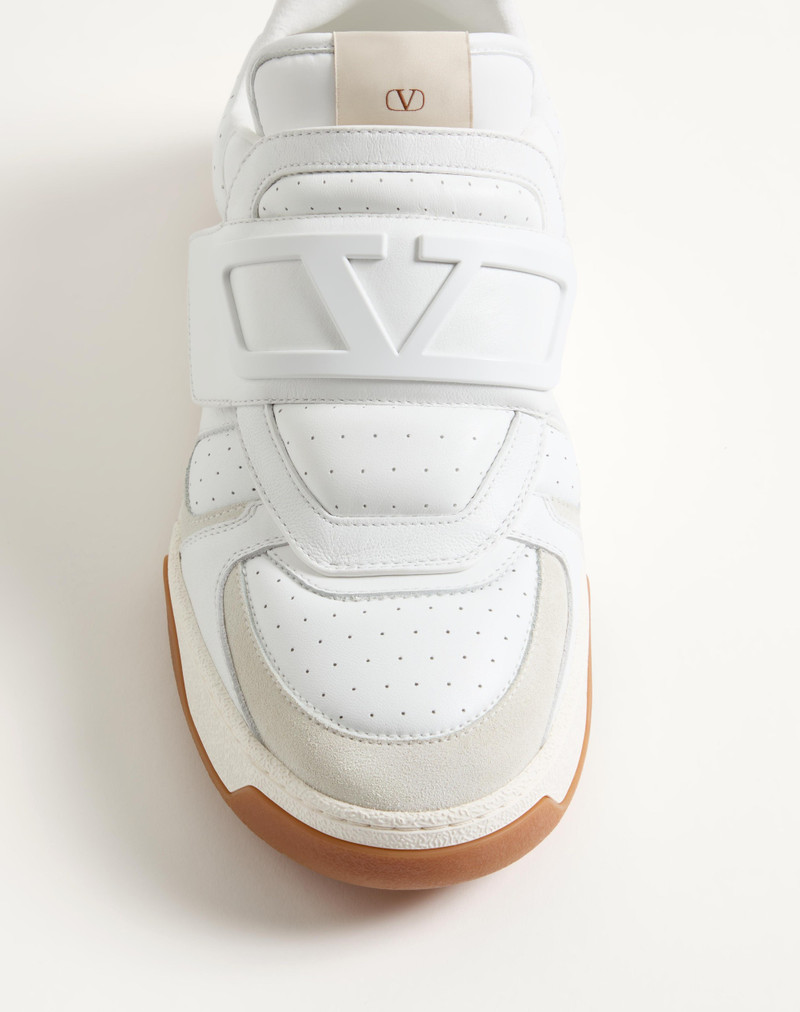 Valentino JOIE DE JOUER LOW TOP SNEAKER IN NAPPA CALFSKIN outlook