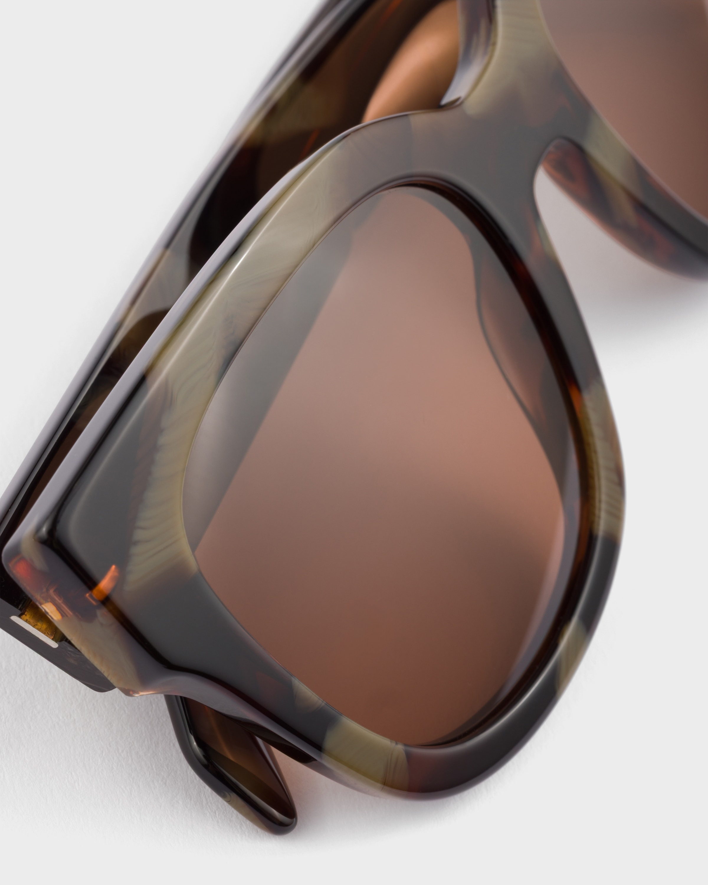 Sunglasses with Prada logo - 5