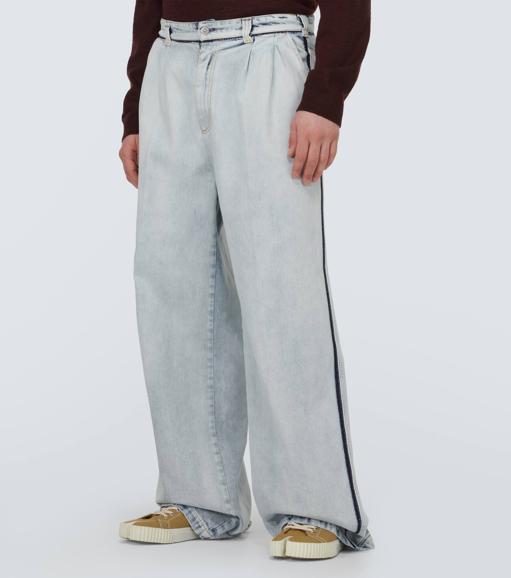 High-rise wide-leg jeans - 3
