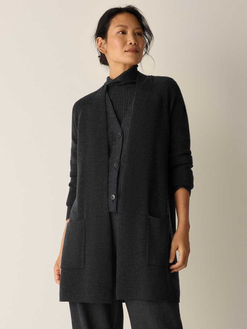 Merino Long Cardigan in Regenerative Wool 3