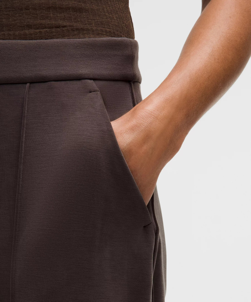 Softstreme Pintuck High-Rise Wide-Leg Pant *Regular 5