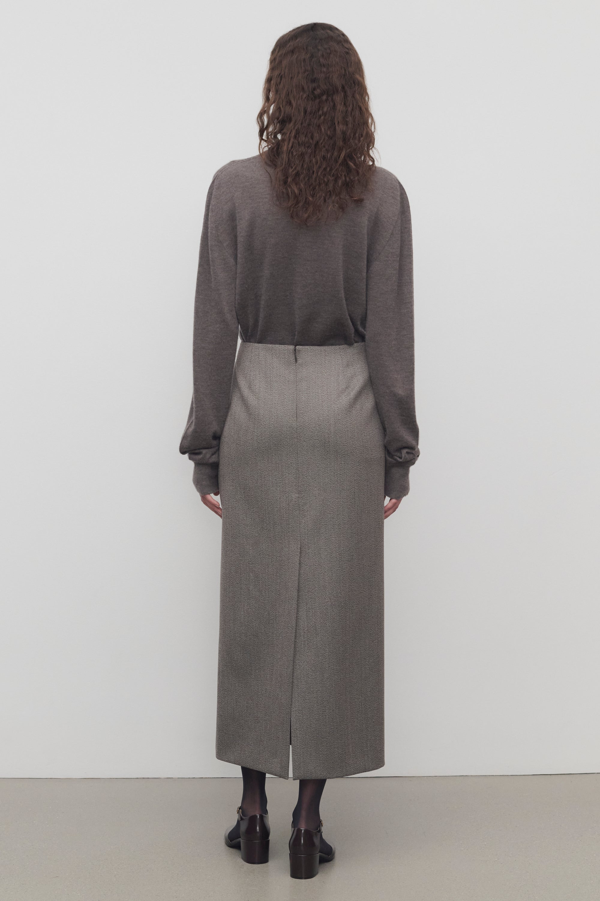 Nythera Skirt in Virgin Wool - 5