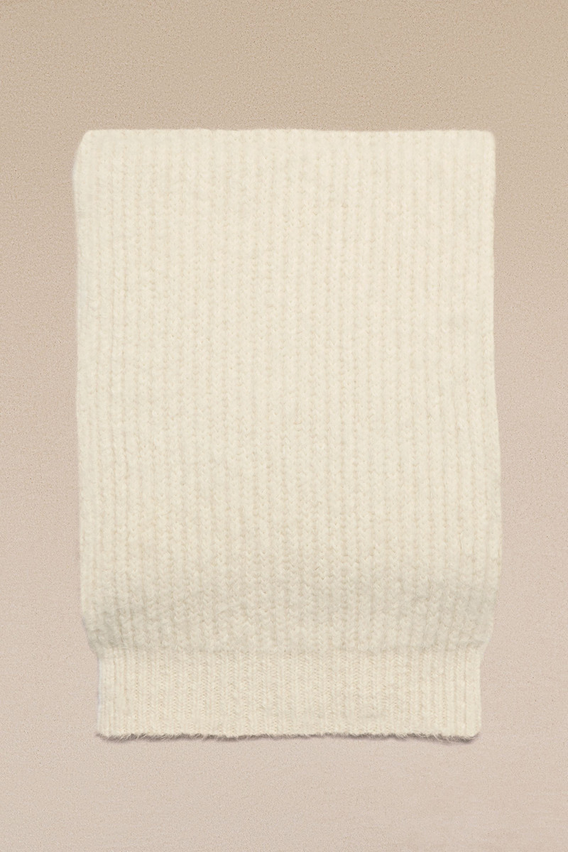Ribbed Chunky Scarf 4