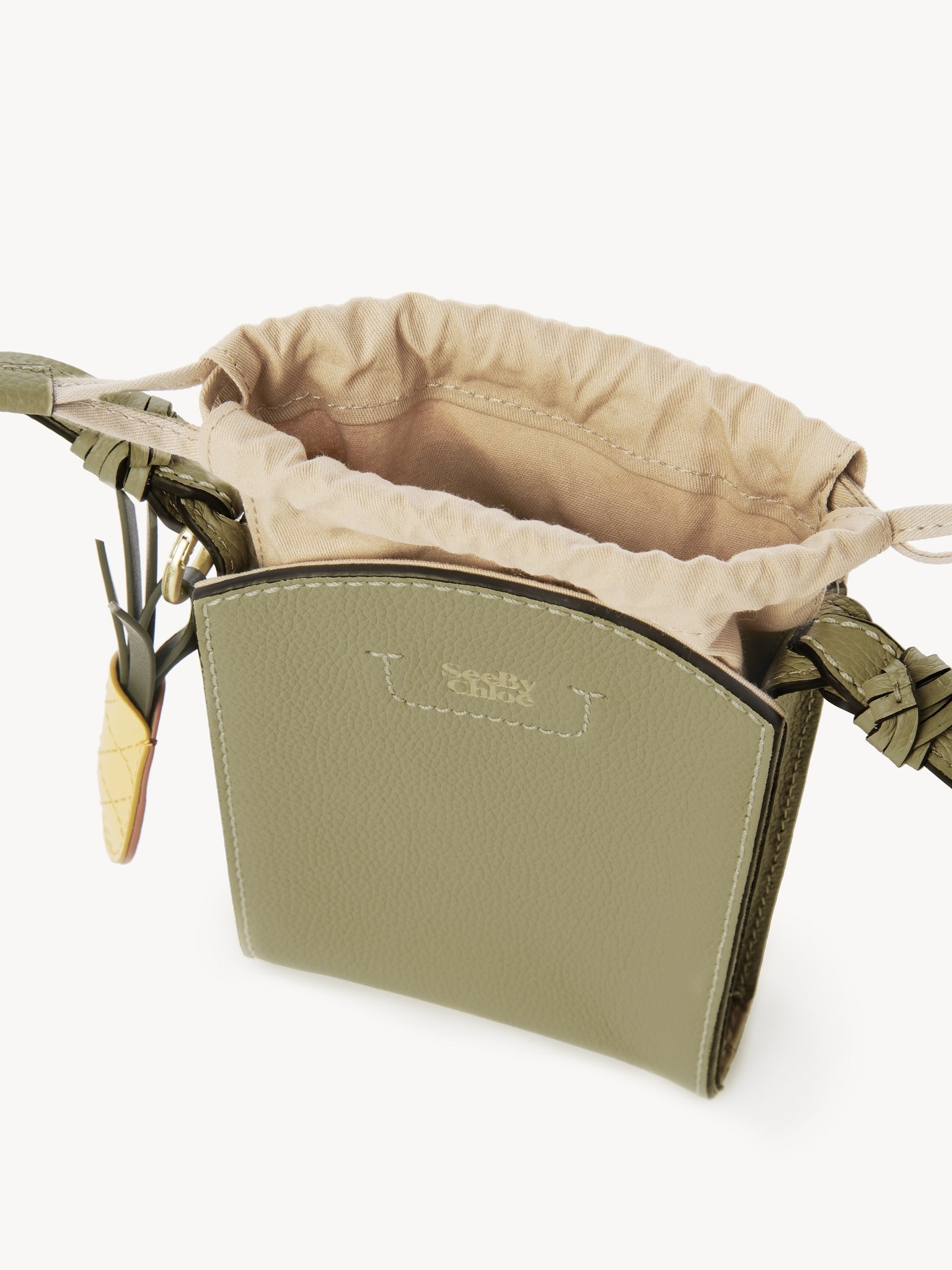 CECILYA VERTICAL POUCH - 3