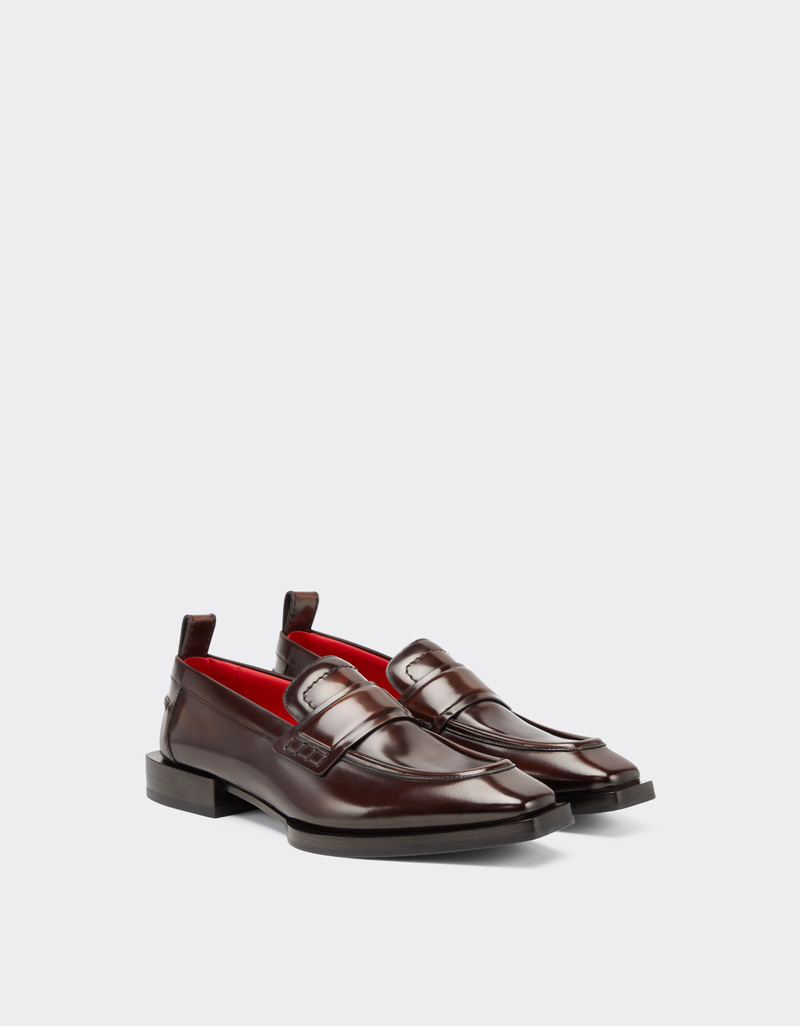 Handcrafted loafers in brushed leather 3