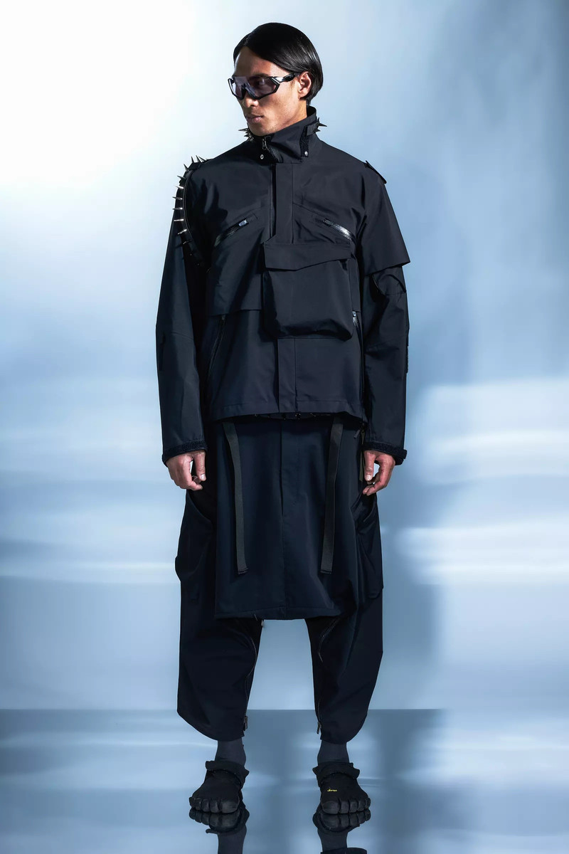 SK30-DS Convert Cargo Skirt BLACK 3