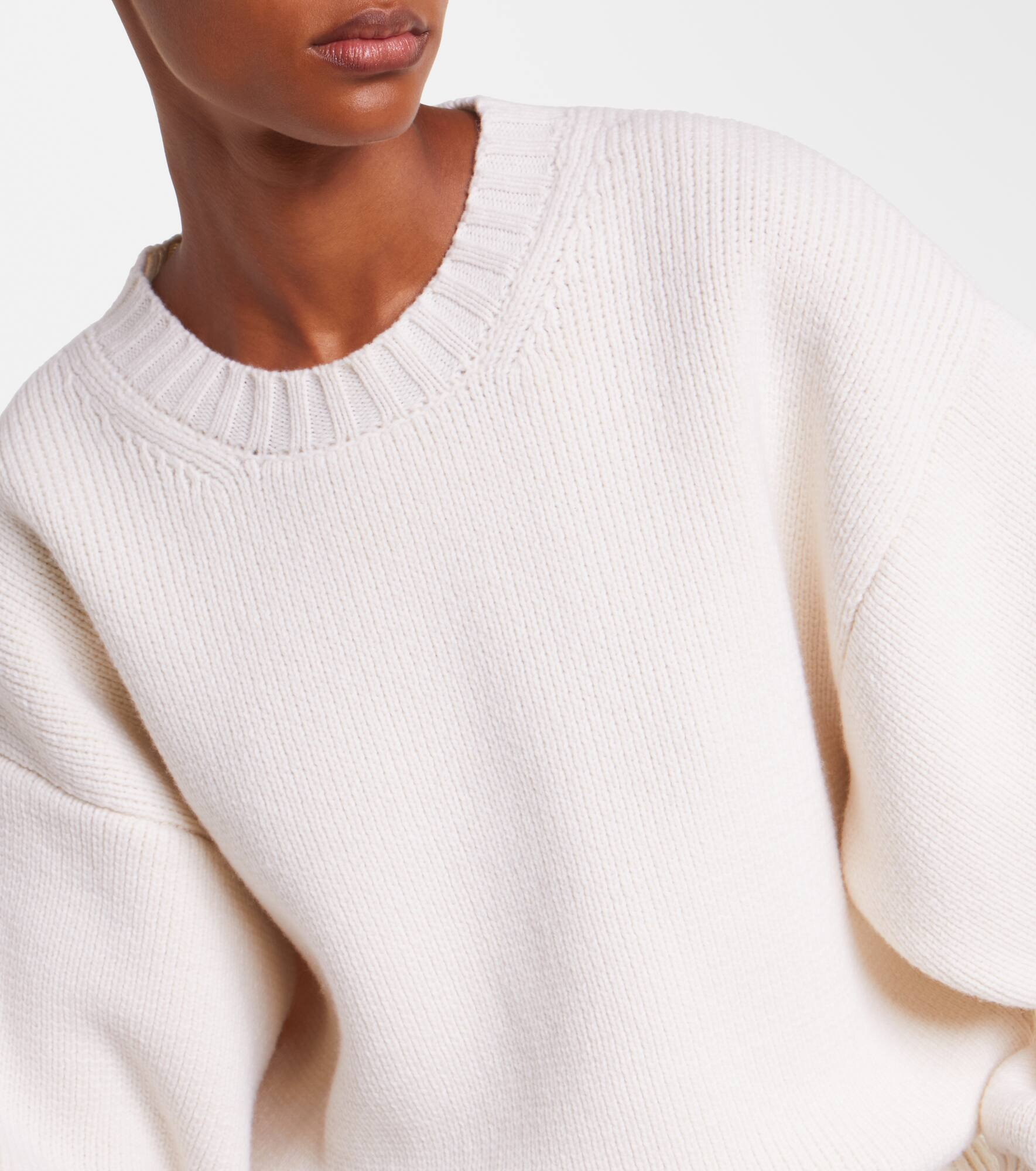 Wool sweater - 4
