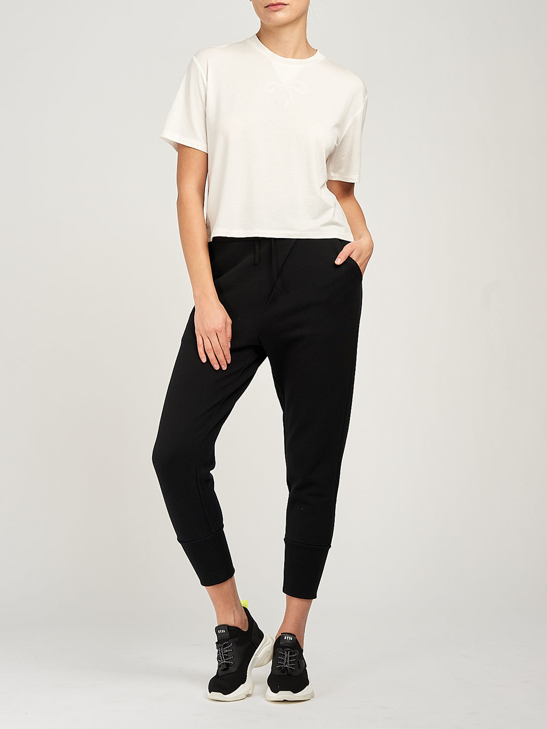 DOMINIQUE TEE - 4