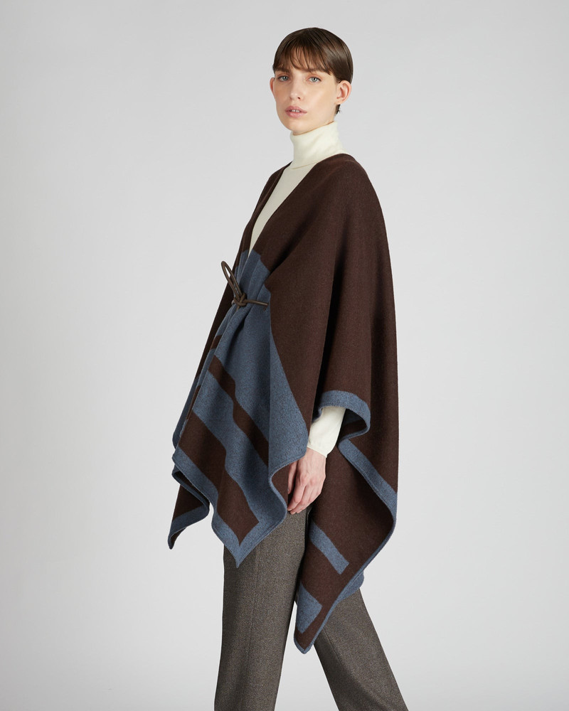 Wool poncho 4