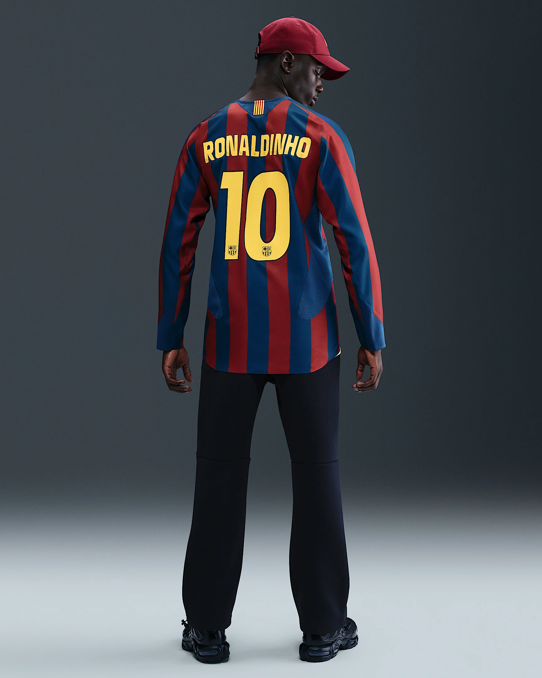 Nike Ronaldinho FC Barcelona 2005/06 Reissue Men's Nike Soccer