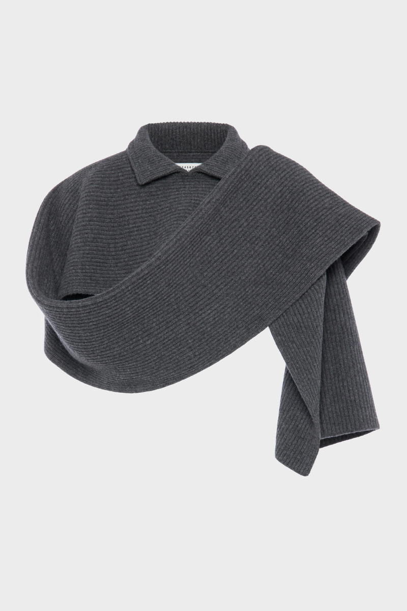 Ribbed wool scarf with collar 1