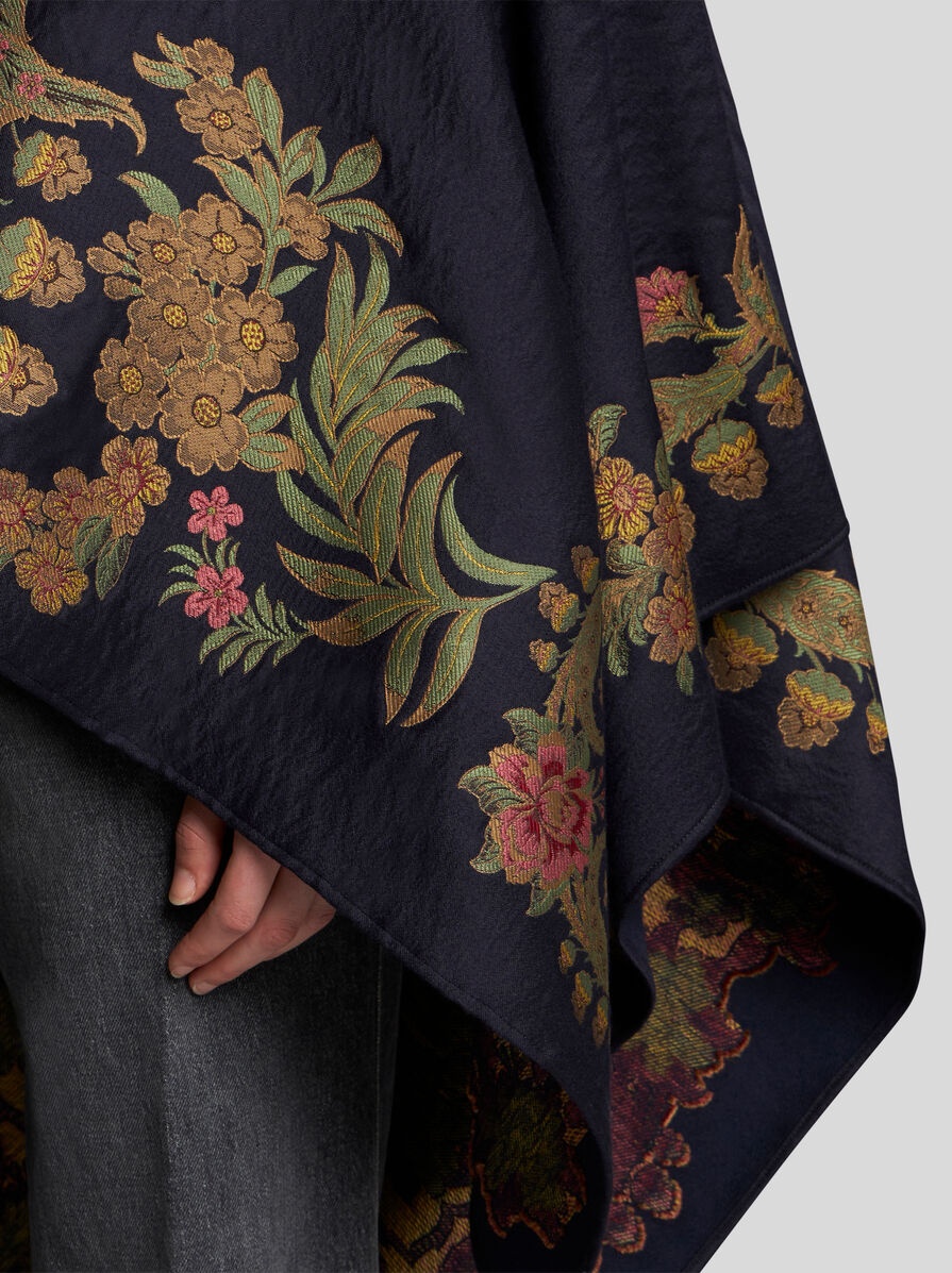 JACQUARD CAPE - 2