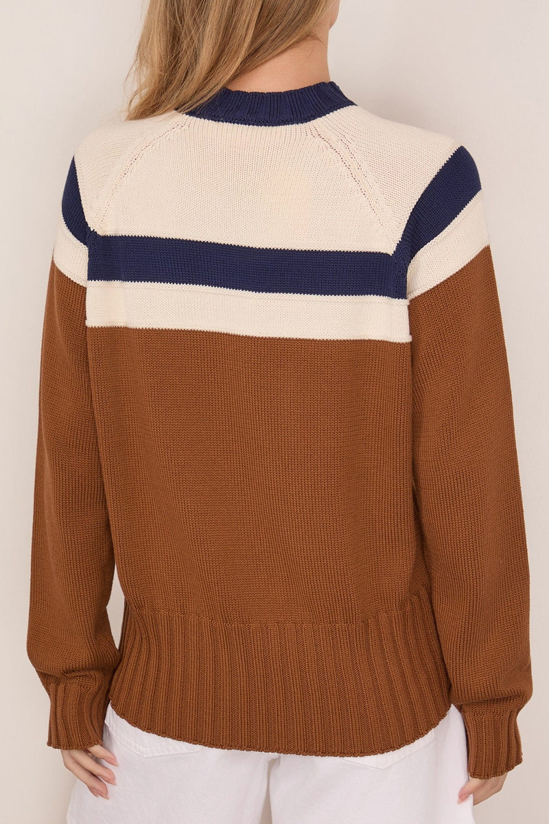 Roundneck Sweater in Tobacco 4