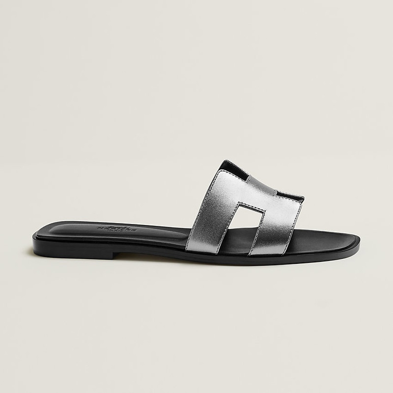 Hermès Oran sandal outlook