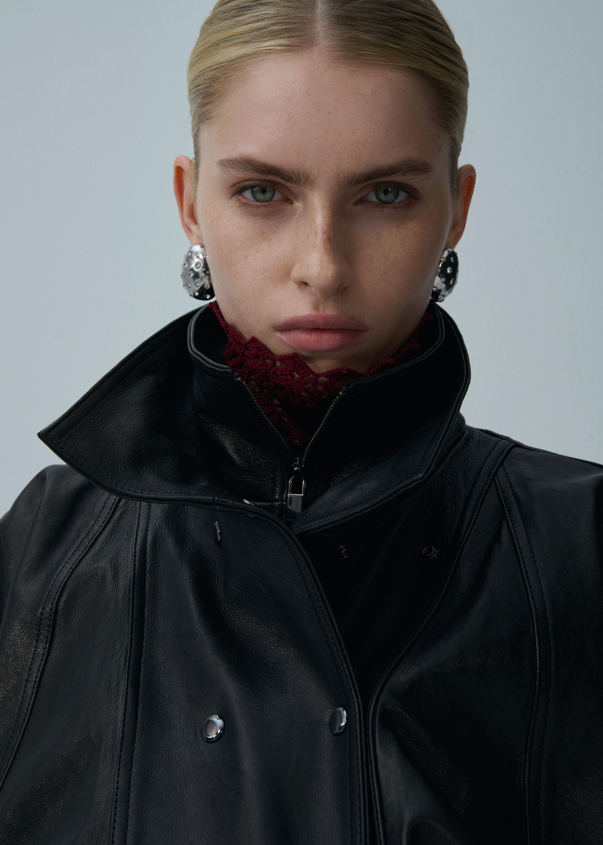 Cinched leather jacket in black - 5