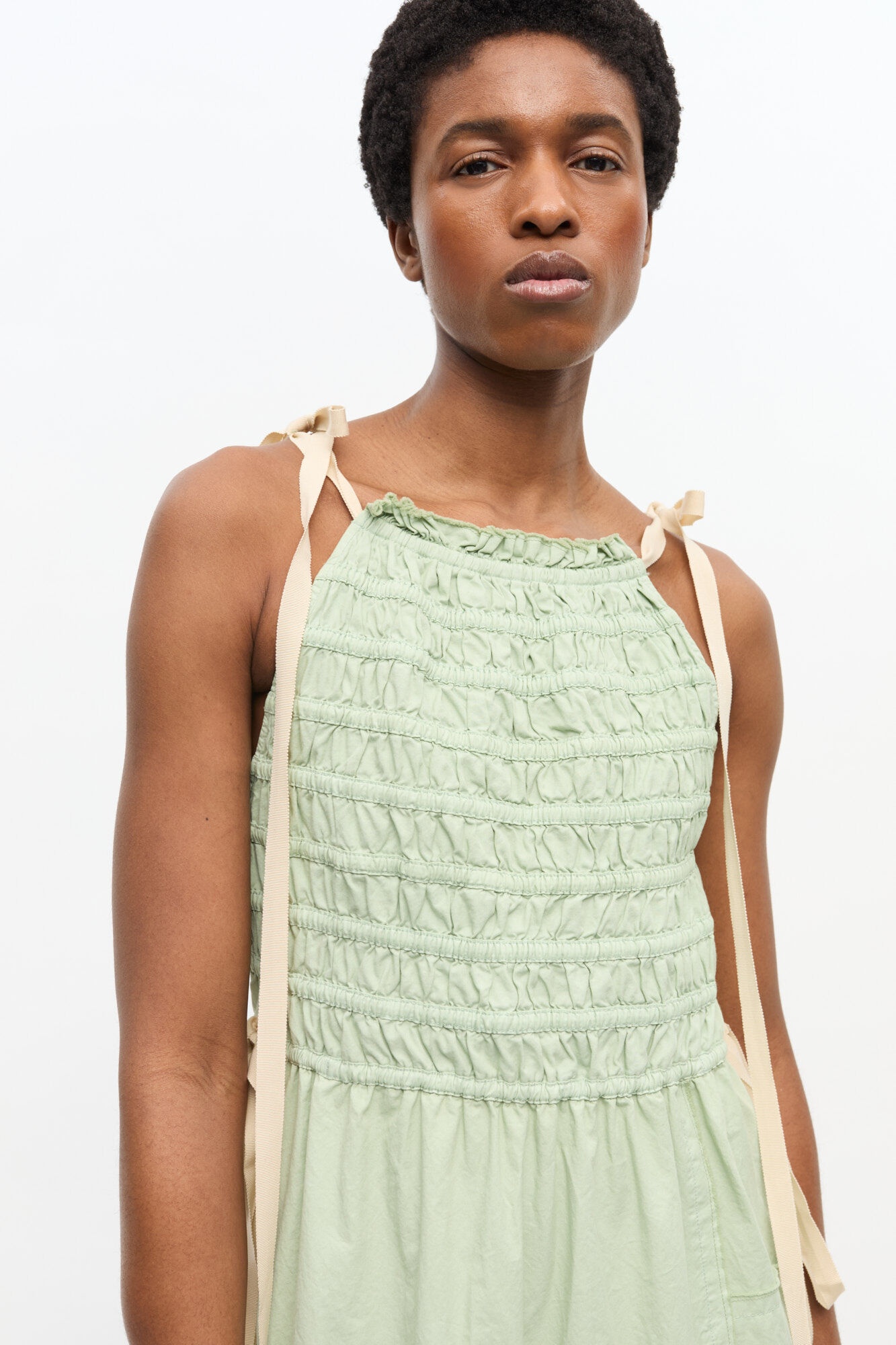 LIGHT GREEN SMOCKED TIERED DRESS - 4