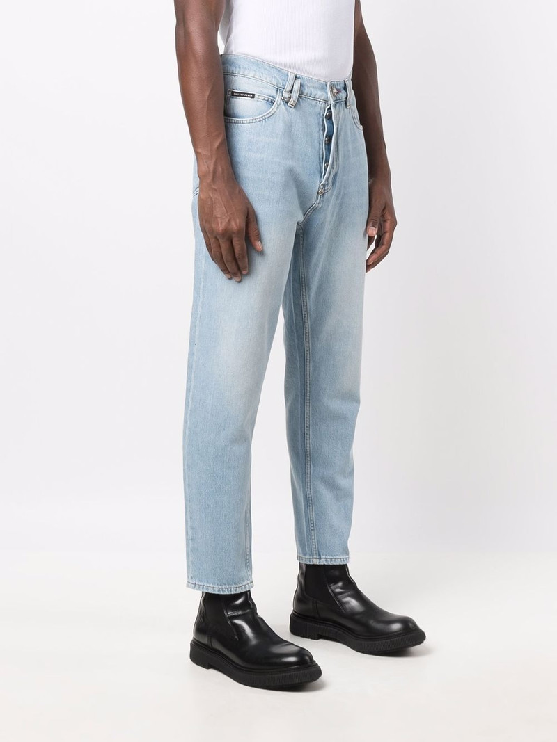 Iconic carrot-cut jeans 3
