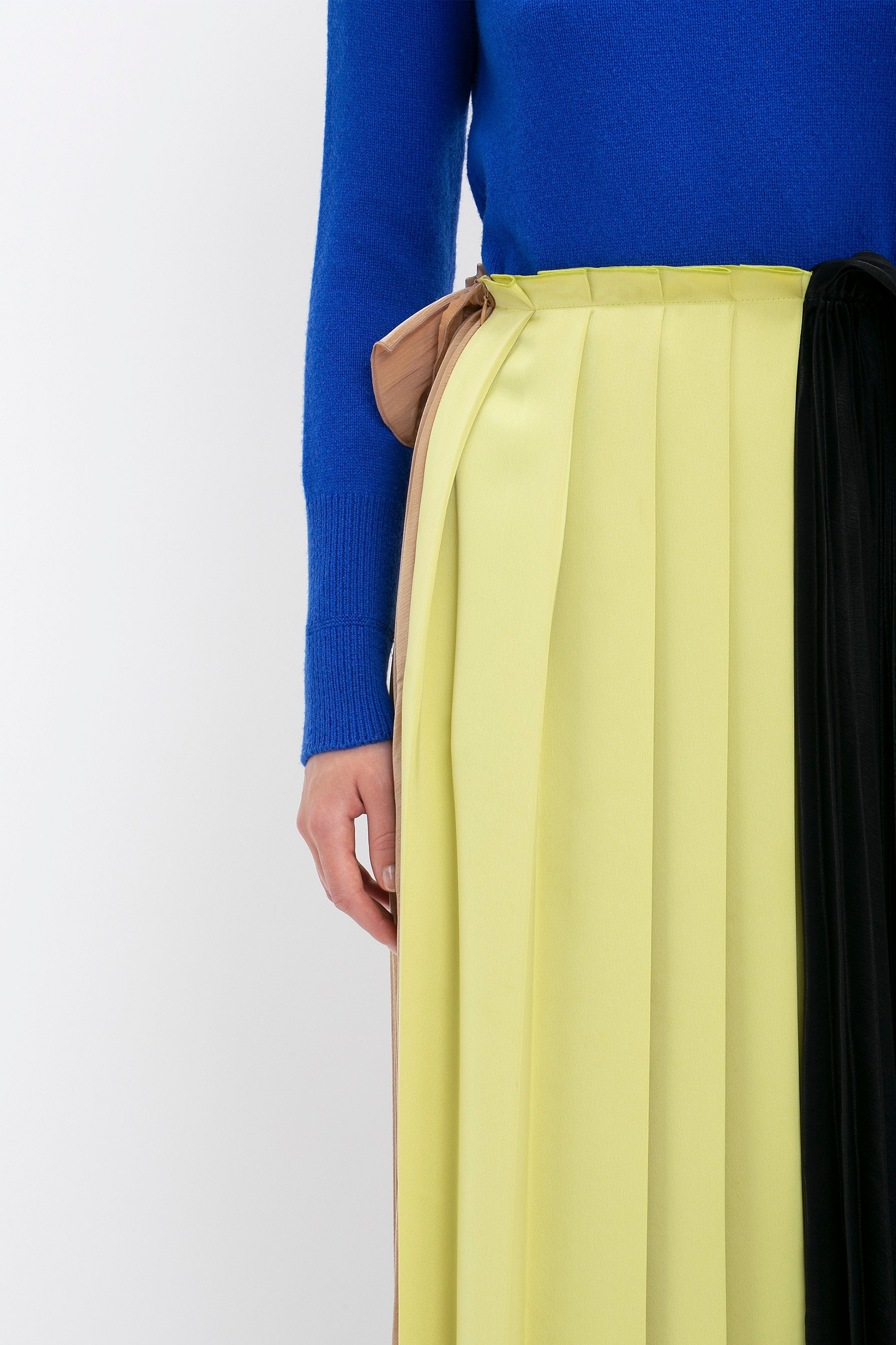 Pleated Layer Asymmetric Skirt In Multi - 6