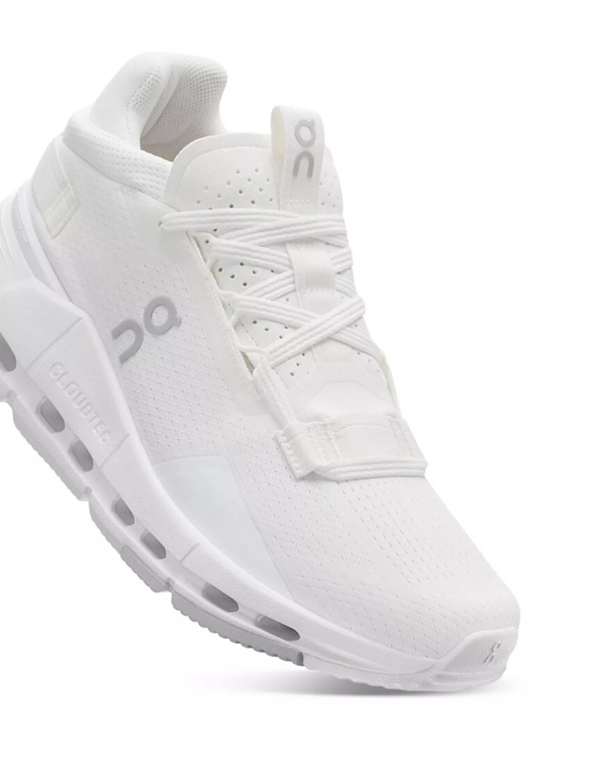 Men's Cloudnova 2 Low Top Sneakers - 6