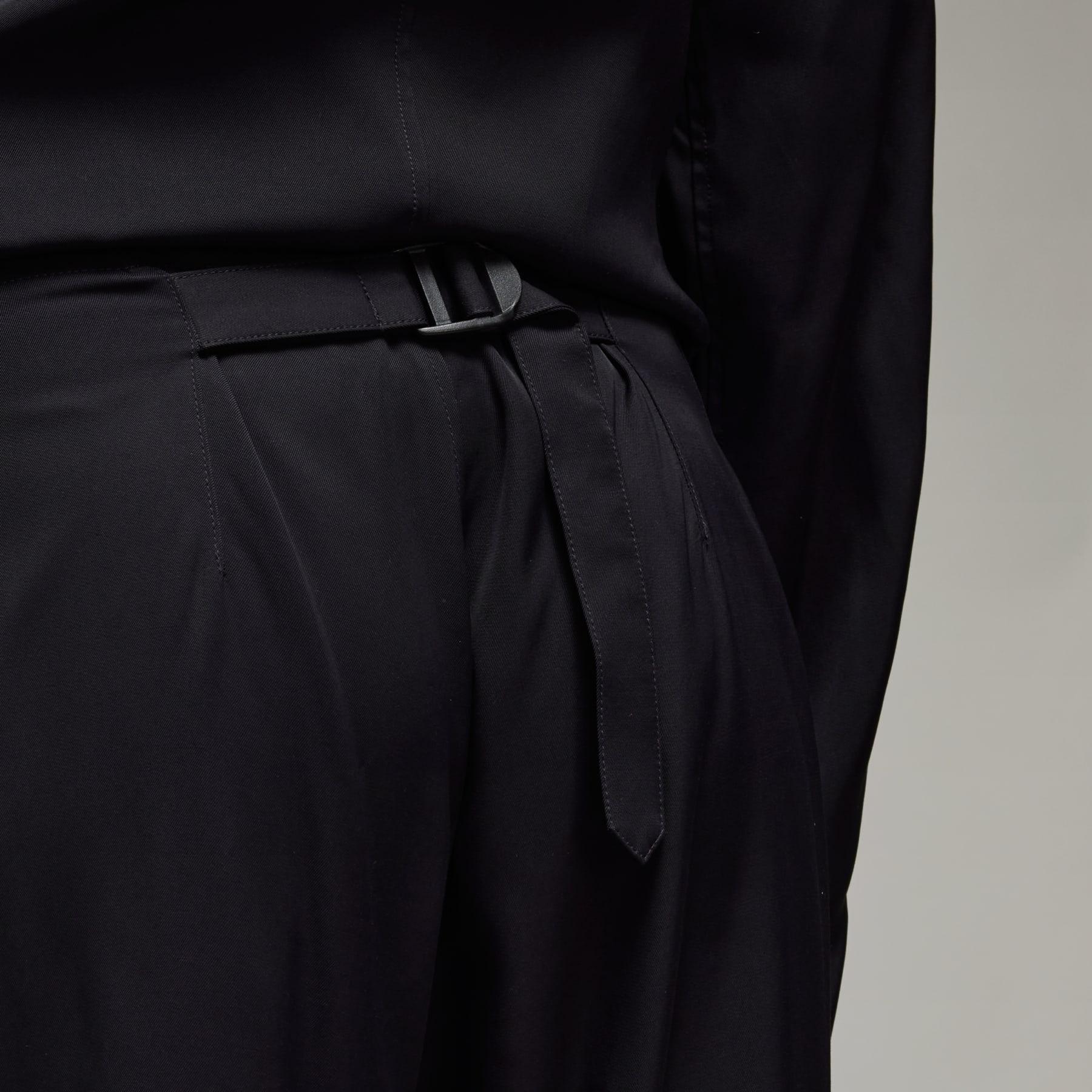Y-3 Rayon Twill Elasticated Cuff Pants - 8
