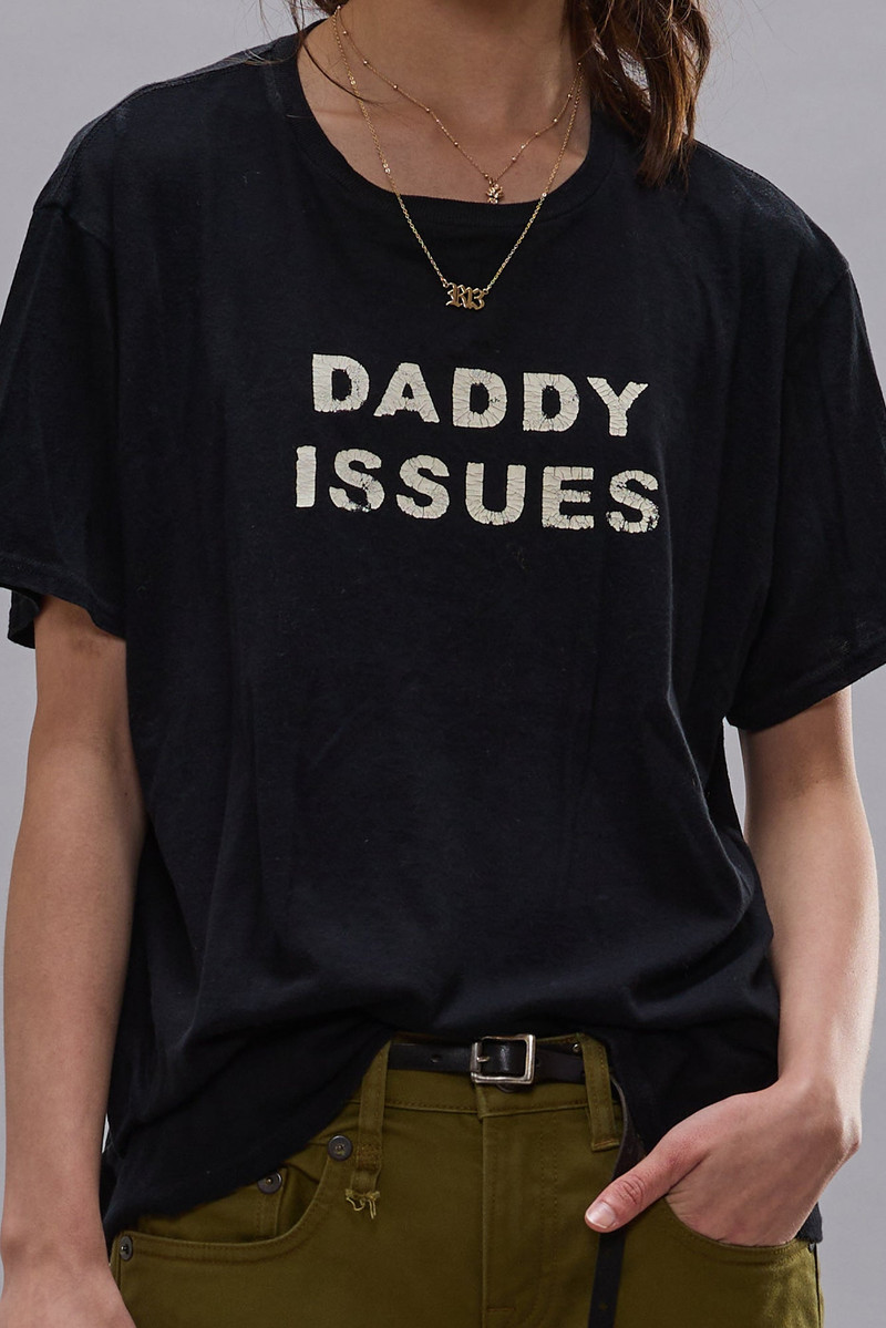 DADDY ISSUES BOY T 3