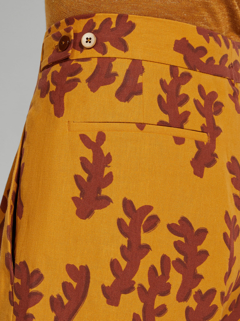 ZEGNA OCHRE AND BRICK RED OASI LINO SHORTS outlook