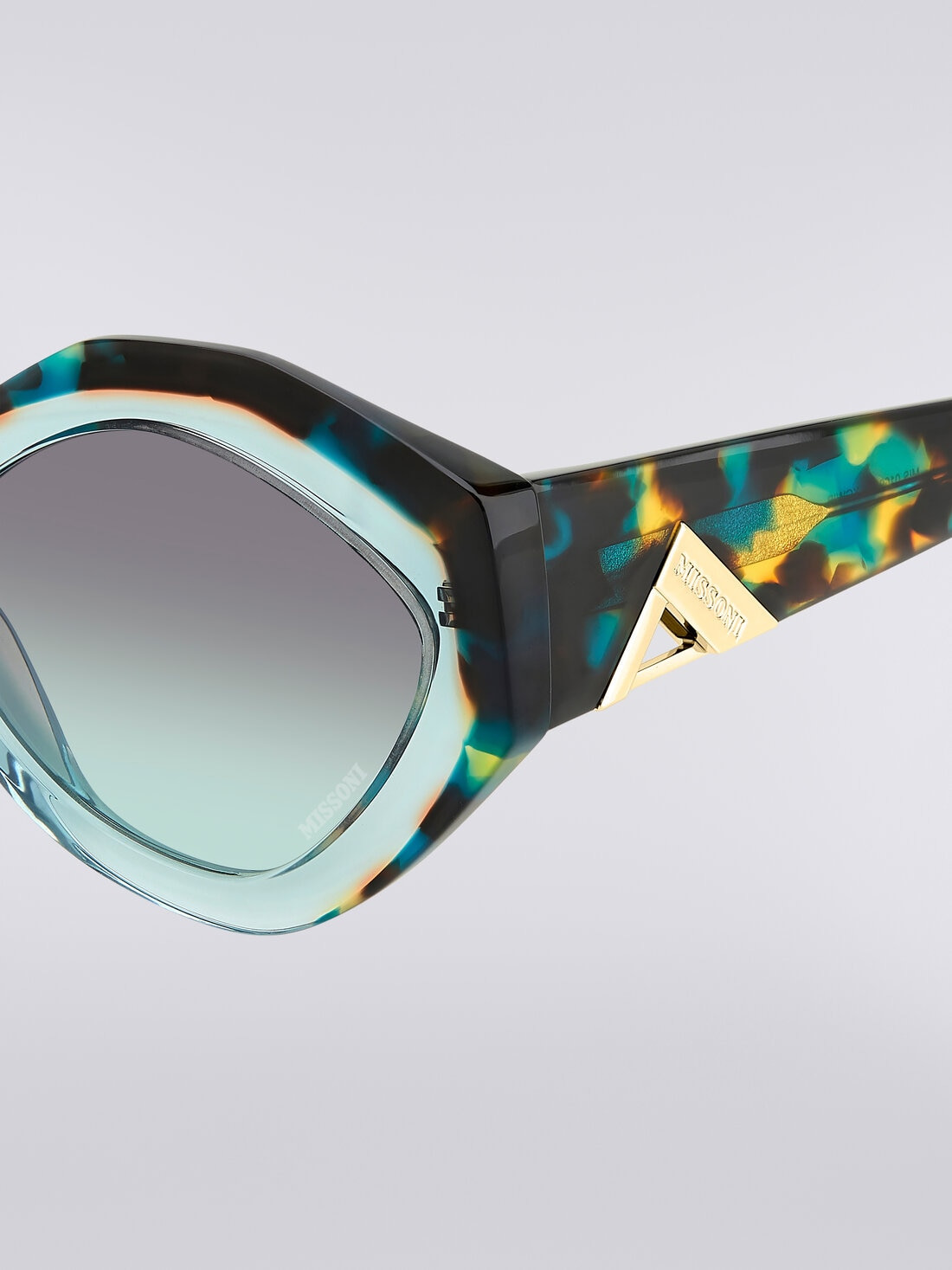 Oval-shaped sunglasses with metal logo application - 4