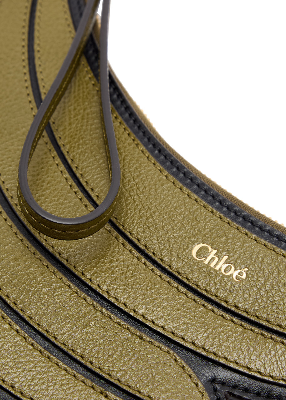 Chloe Banana Leather Pouch - 3