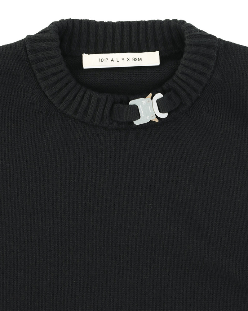 BUCKLE COLLAR CREWNECK 6