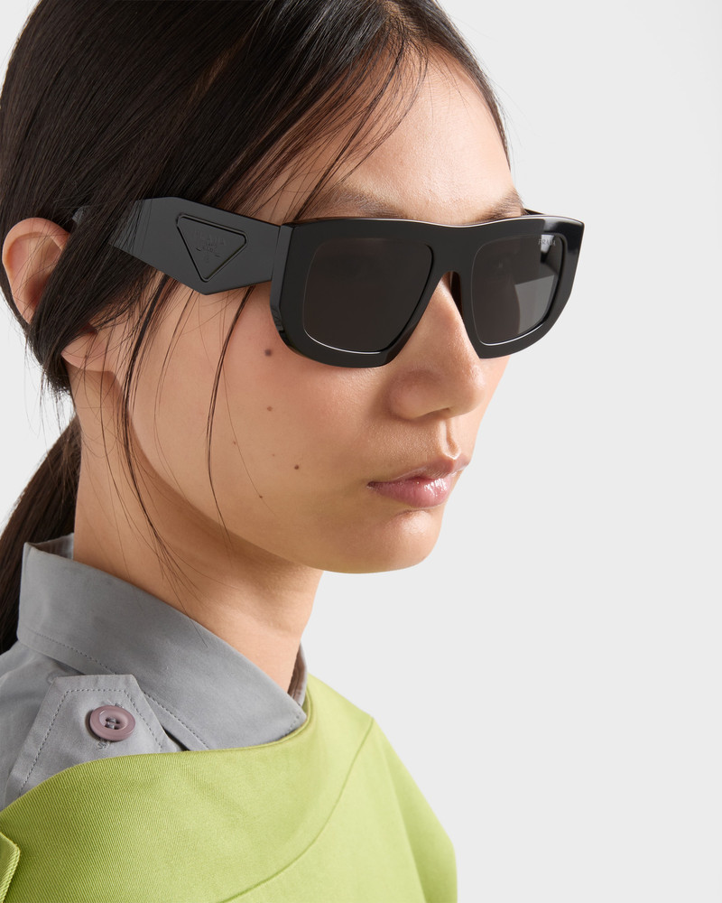 Sunglasses with triangle logo 6