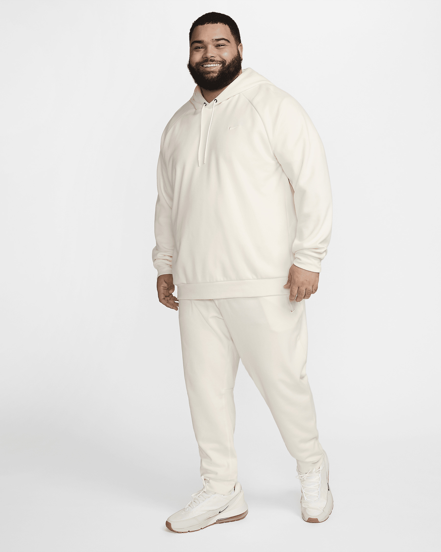Nike Primary Men's Dri-FIT UV Versatile Joggers - 16