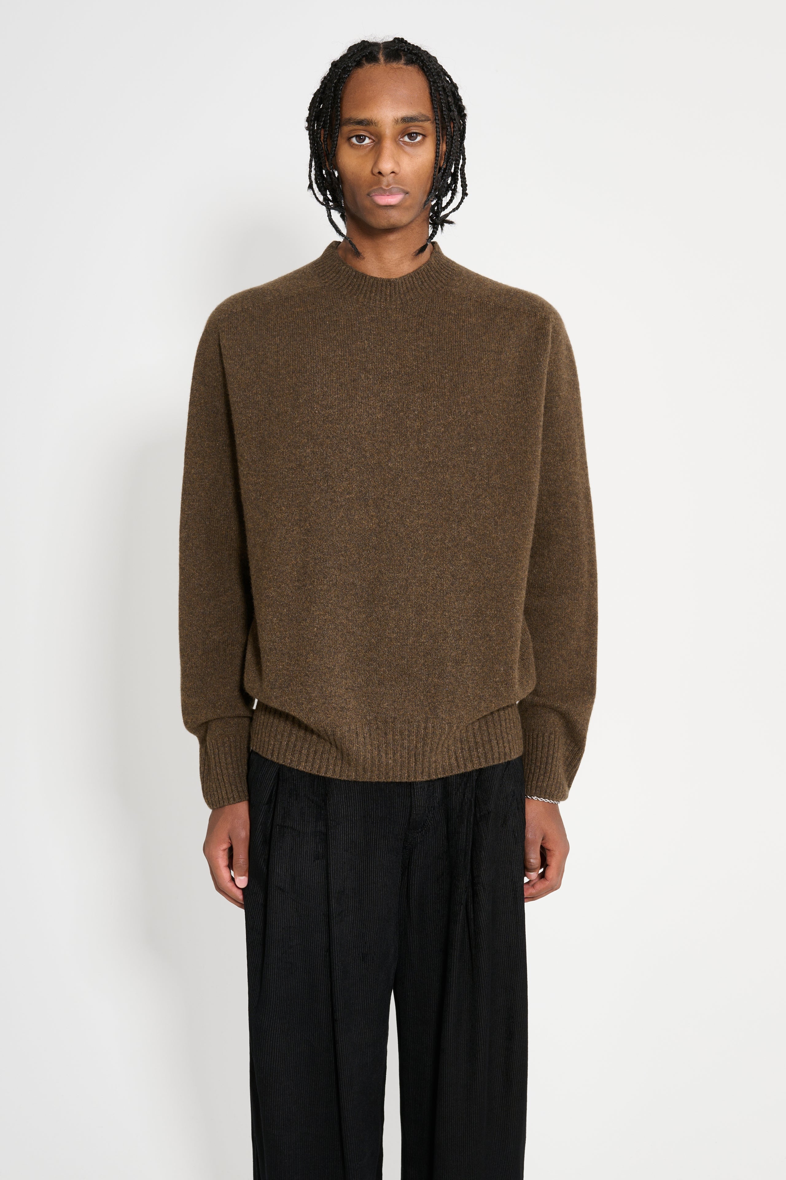 MARGARET HOWELL SEAMLESS CREW NECK MERINO CASHMERE BRACKEN - 1