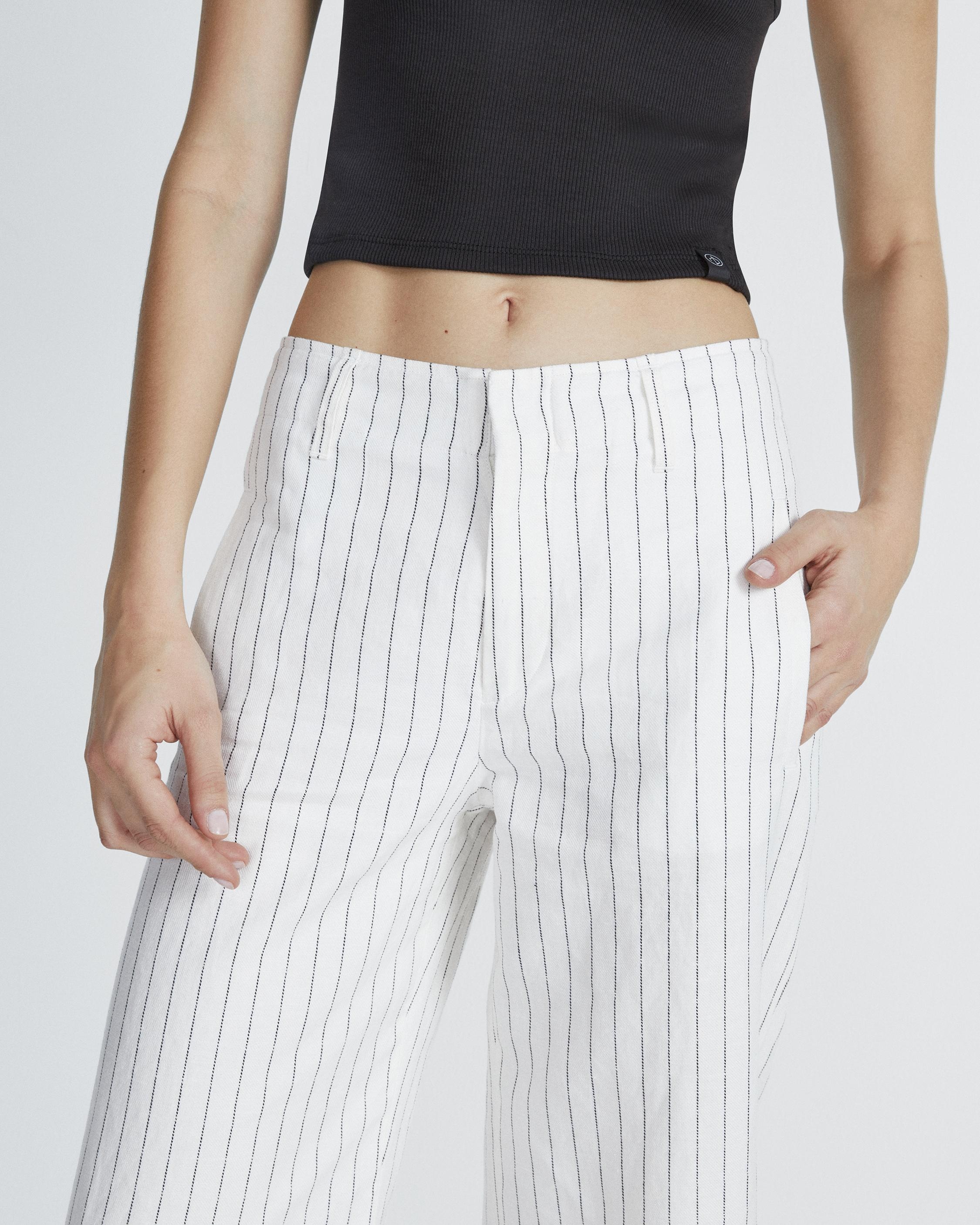 Dylan Cropped Linen Stripe Pant
Classic Fit Pant - 6