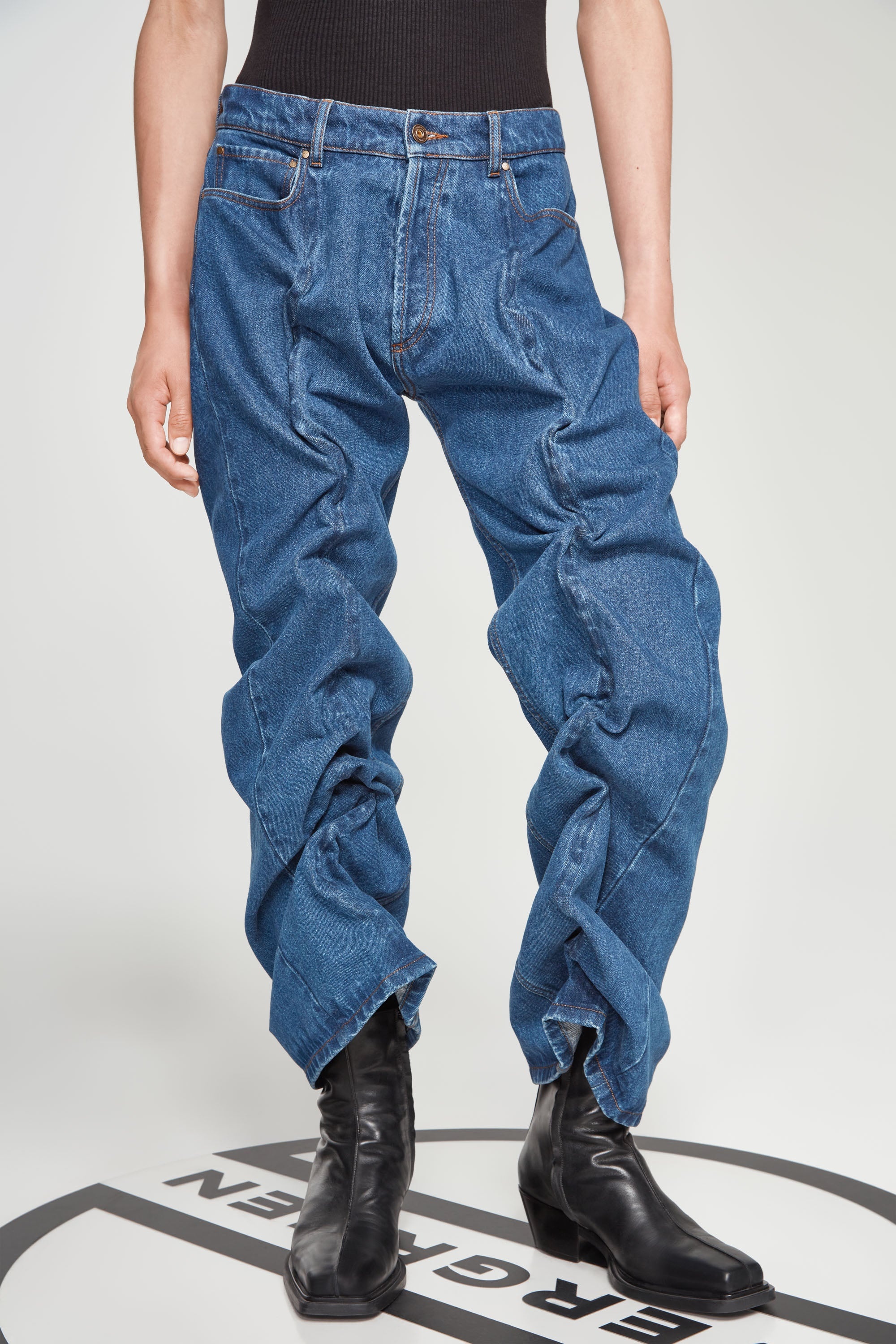 Classic Wire Jeans - 8