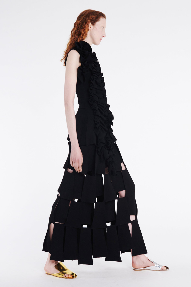 KNITTED FITTED TOP WITH RUFFLE BLACK 3